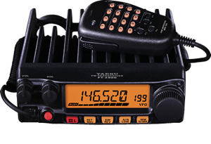 YAESU FT-2900E