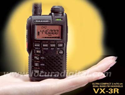 YAESU VX-3E